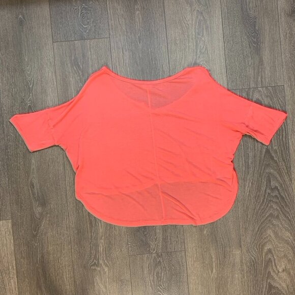 Wilfred Free Aritzia Top T-shirt Cropped Short sleeve Coral Pink Size XS - Picture 14 of 15